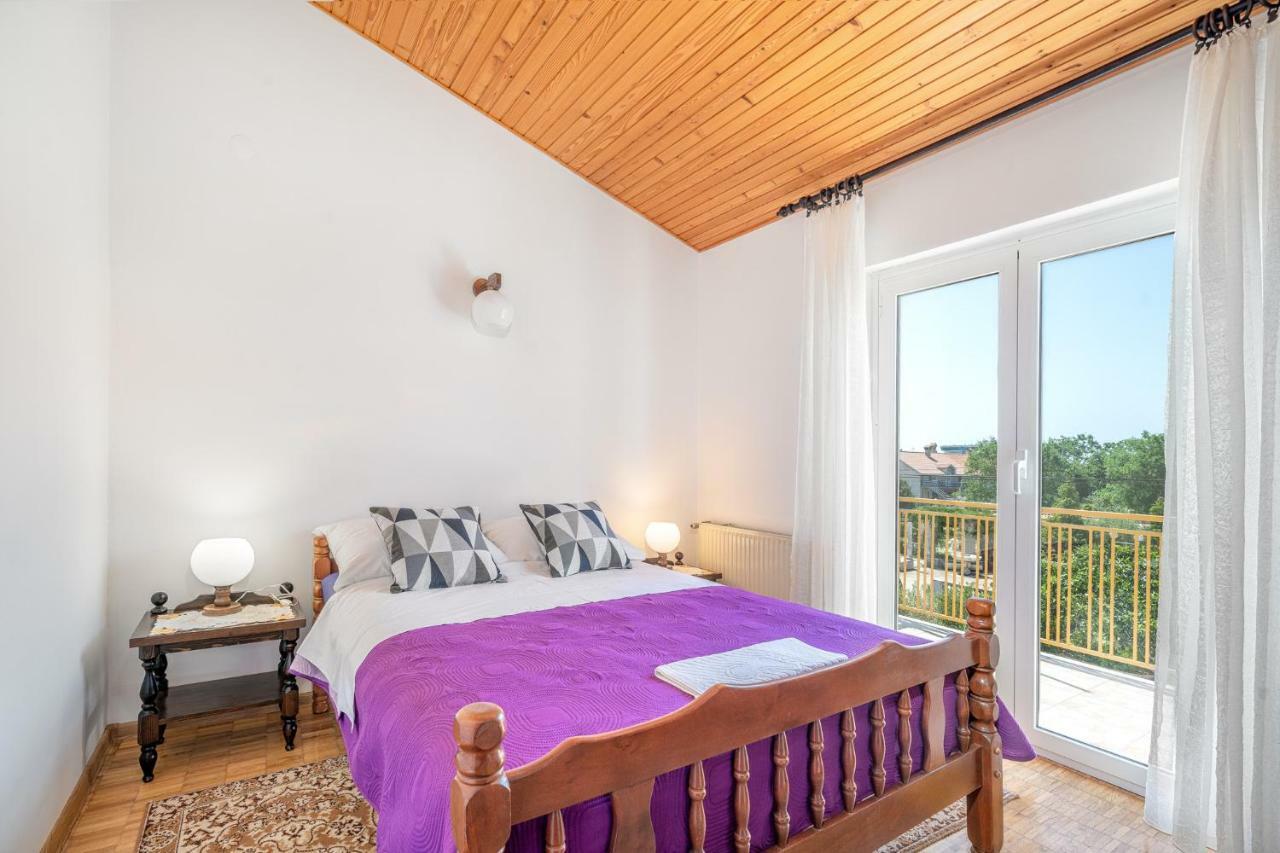 Apartments Klavdija Vodice Eksteriør bilde
