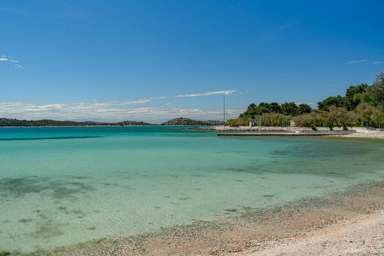 Apartments Klavdija Vodice Eksteriør bilde